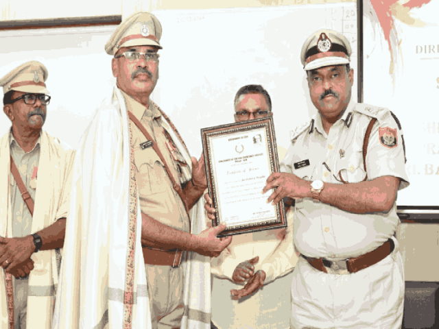 संकटसमयी धावून जाणारे अग्निशमन अधिकारी प्रशांत धारगळकर निवृत्त