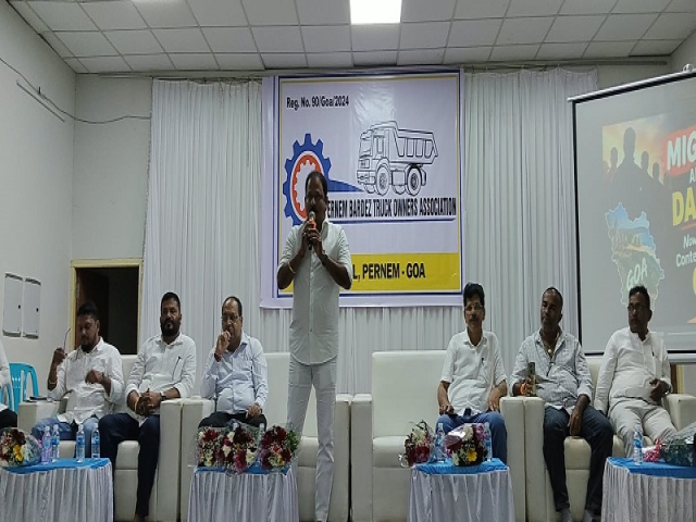 गोव्यातील ट्रक व्यवसायाला संरक्षण द्या; अन्यथा रस्त्यावर उतरून तीव्र आंदोलन