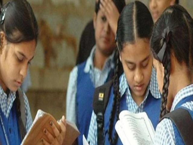 आयआयटी, आयआयएममध्ये प्रवेश घेणाऱ्या गोव्यातील विद्यार्थ्यांना एक लाखापर्यंत पुरस्कार