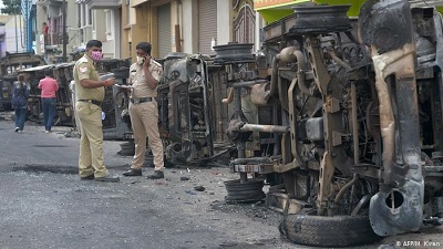 बंगळुरूमध्ये हिंसाचार; तीन ठार
