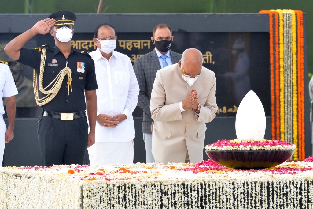 राष्ट्रपतींनी वाहिली अटल बिहारी वाजपेयींना श्रद्धांजली