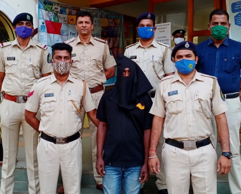 पर्रा येथे १ किलो गांजा जप्त