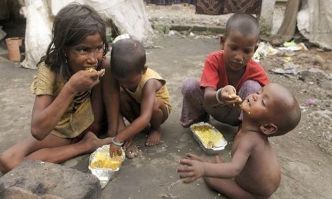 गरिबी संपविल्याविना विकास अवघड