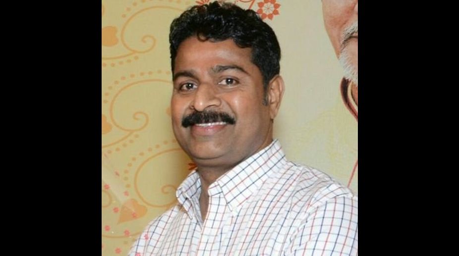 पांडुरंग मडकईकर यांना गोवा खंडपीठाची नोटीस