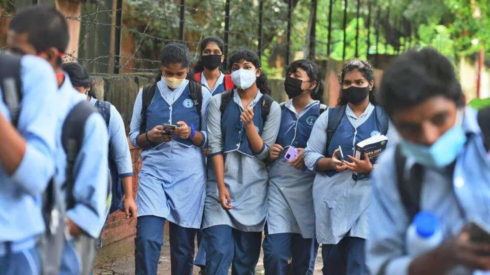 या वर्षीचे प्लानिंग करताय? जाणून घ्या शाळांच्या सुट्ट्या आणि इतर गोष्टी
