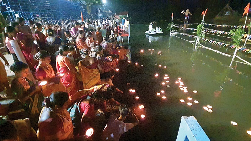 त्रिपुरी पौर्णिमा