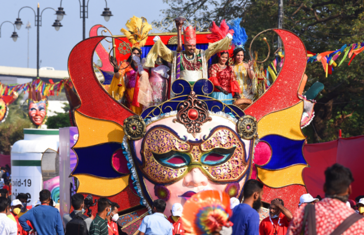 मडगाव कार्निव्हल दरम्यान कर्तव्यात कसूर केल्याबद्दल काँग्रेसची तक्रार