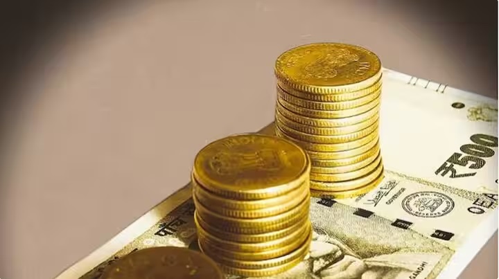 भारतात गेल्या एका वर्षात ‘इतके’ लोक झाले श्रीमंत... वाचा सविस्तर