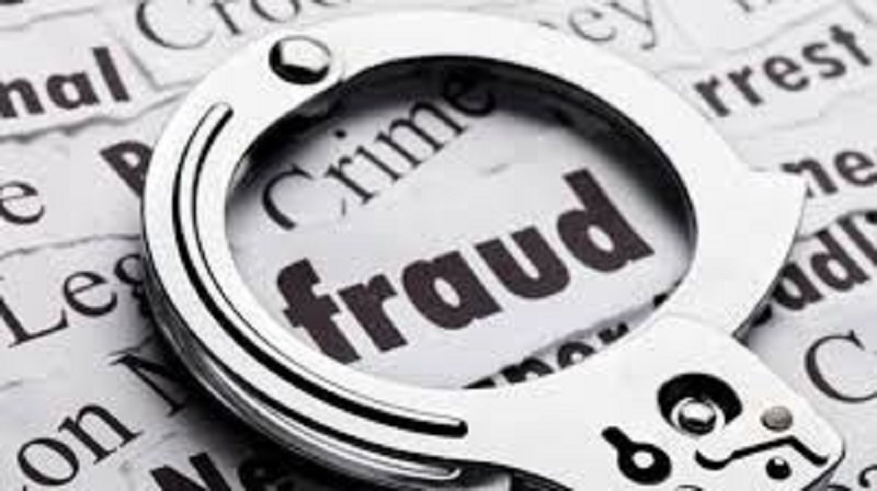 शिक्षिकेची नोकरी देण्याच्या बहाण्याने १५ लाखांना लुबाडले