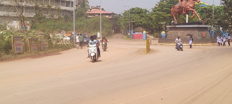 पर्वरी उड्डाणपुलाच्या बांधकामामुळे धुळीचा त्रास; प्रदूषण मंडळाकडून दखल