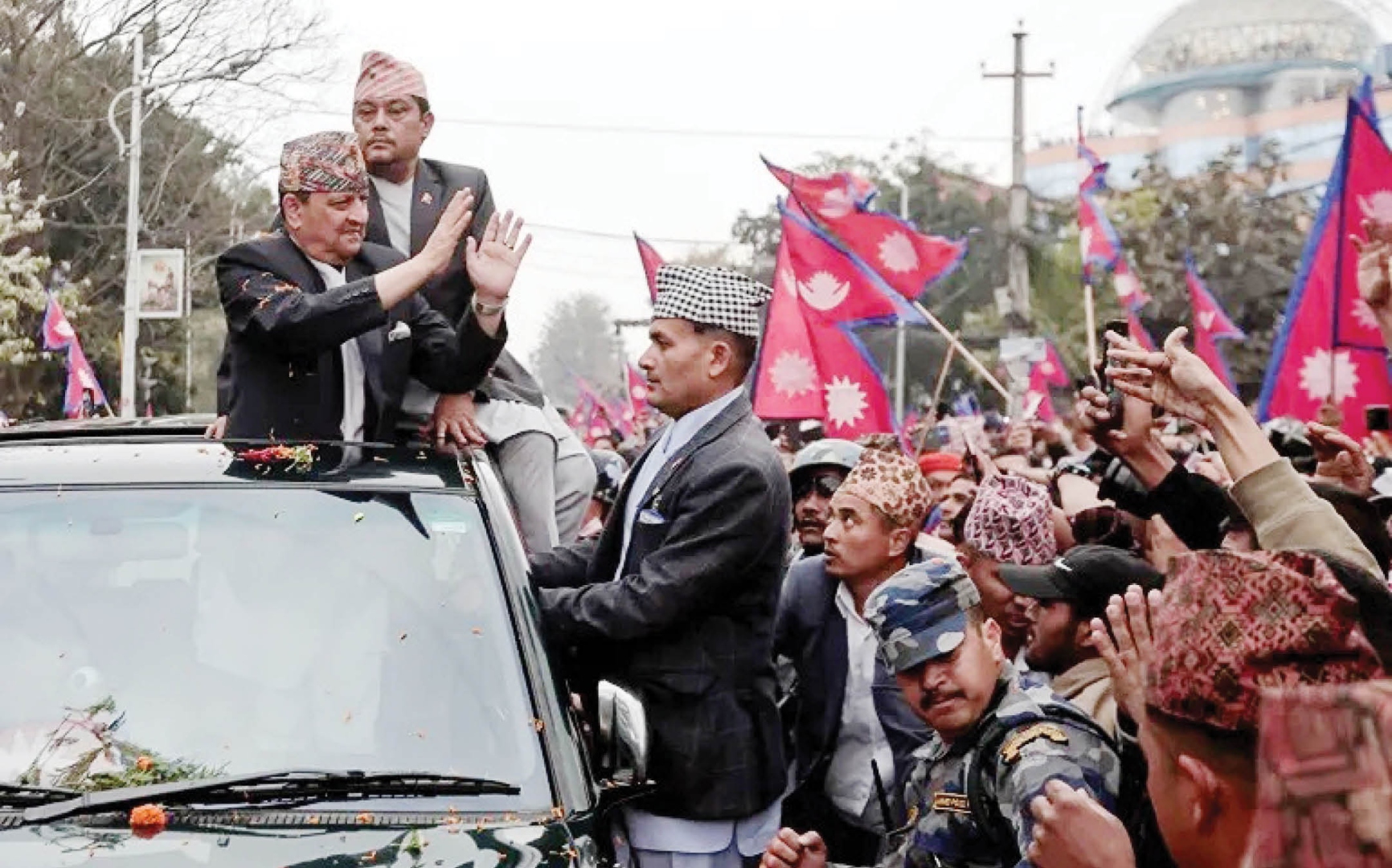 नेपाळला पुन्हा हिंदू राजेशाहीचे वेध