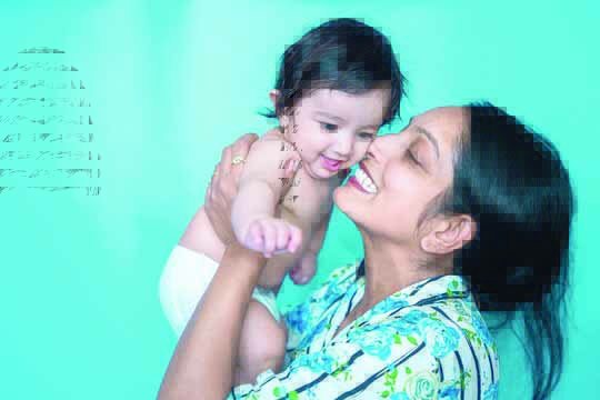 आईपण : प्रत्येक वेदनेपलीकडचं आनंदाचं विश्व