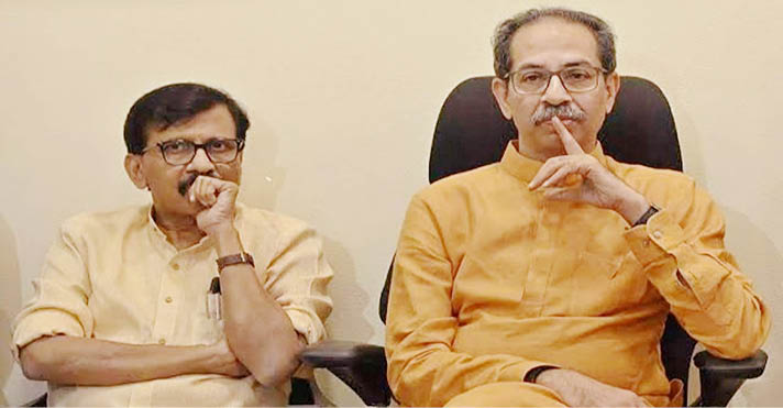 खुशालचेंडू राजकारणाला आणखी एक धक्का