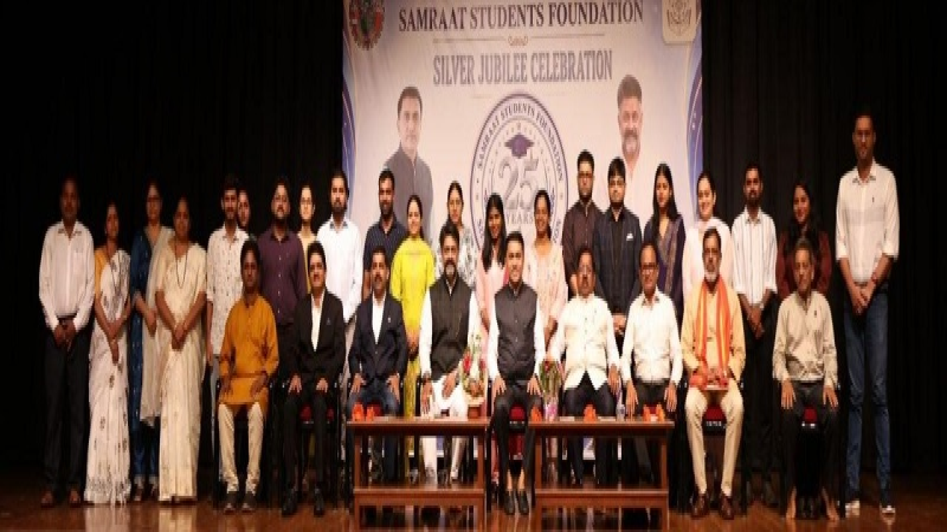 मोबाईलचा वापर रिल्ससाठी नव्हे, नावीन्यपूर्ण गोष्टी शिकण्यासाठी करा!