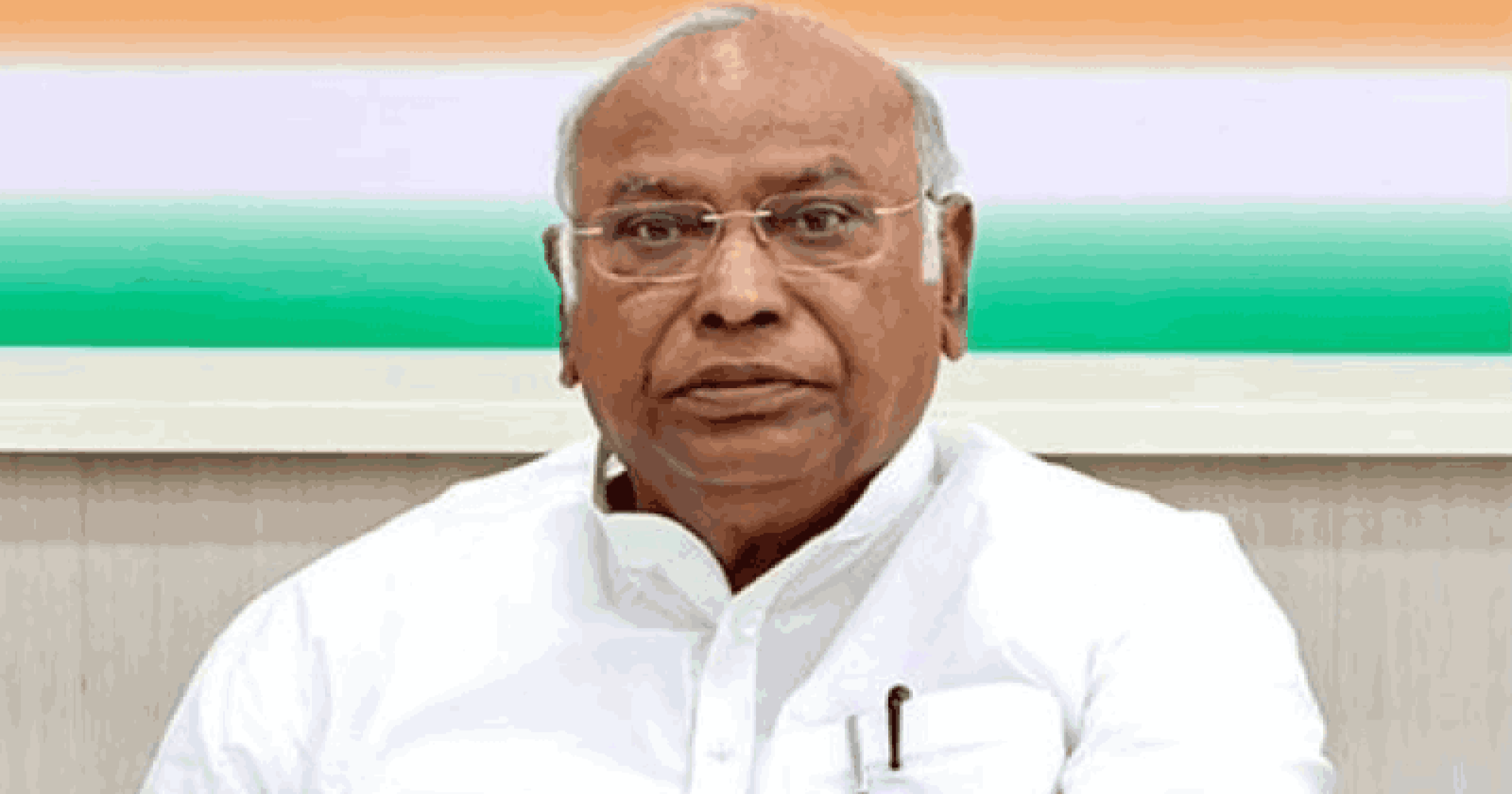 काँग्रेसमध्ये असंतोषाची ठिणगी