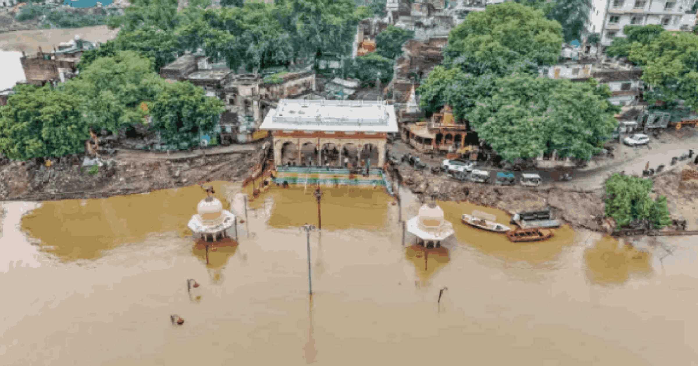 उत्तर प्रदेशात महापुराचा कहर; १७,५०० हून अधिक नागरिक सुरक्षितस्थळी