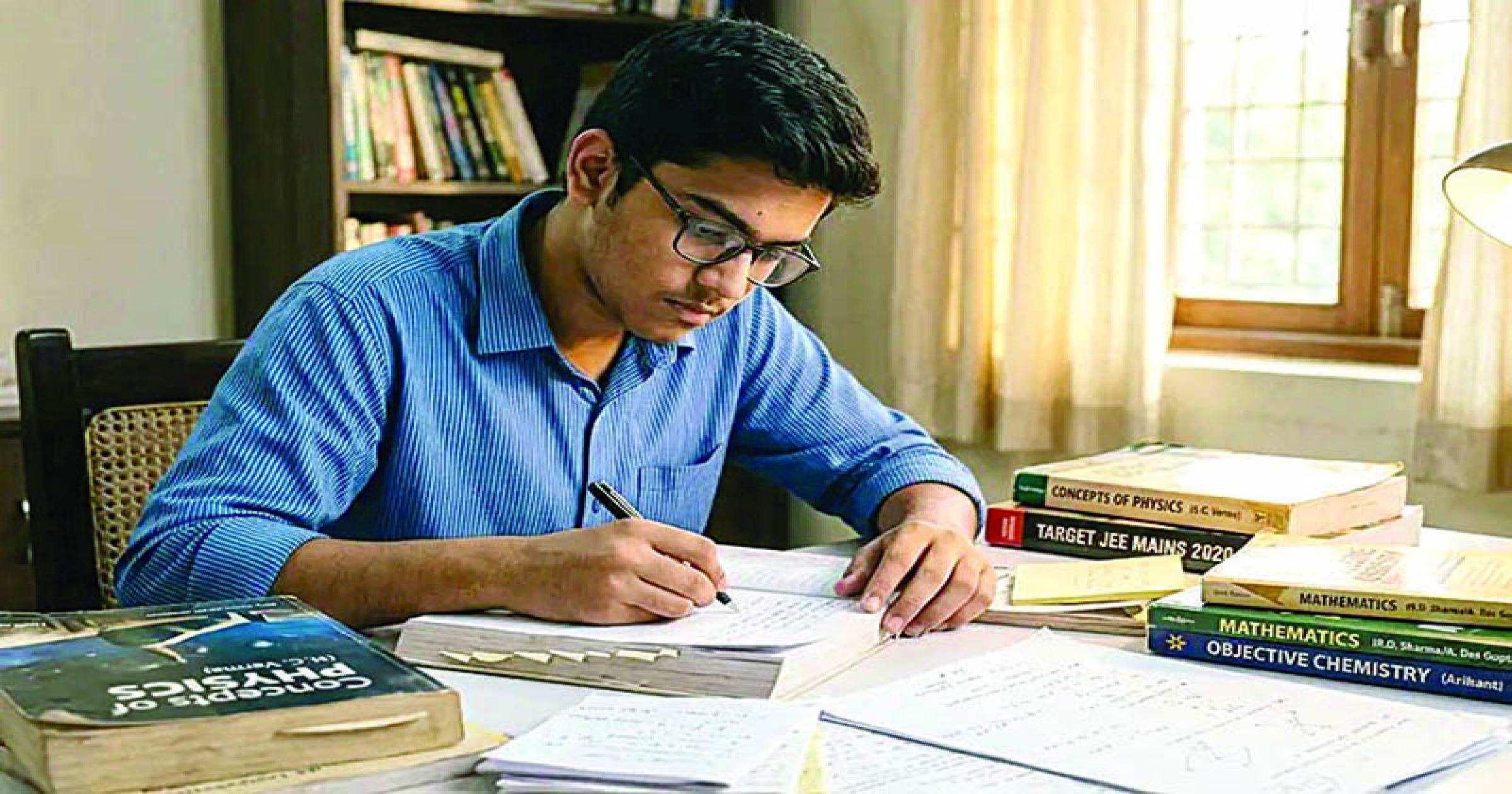 युपीएससीसाठी नेमके  काय वाचावे आणि  अभ्यास कसा करावा?