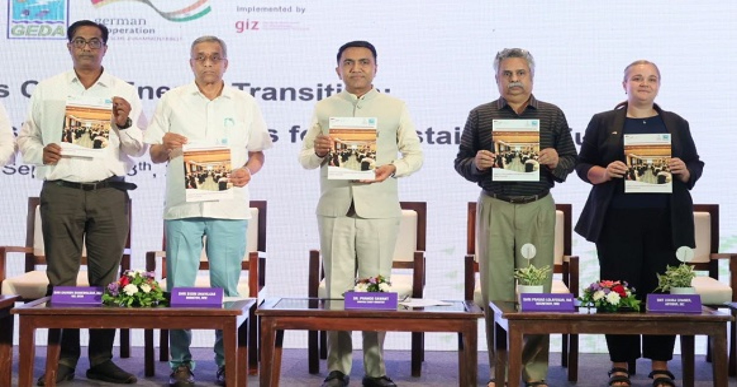२०२७ पर्यंत राज्यातील २१,२०० घरांवर सोलर रूफटॉप