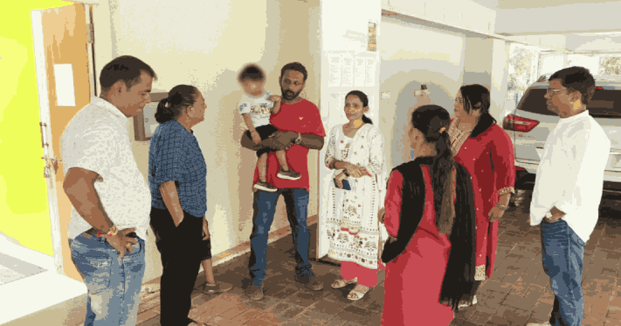 चिखली पंचायतीच्या कर्मचाऱ्याचा बदलीच्या निषेधार्थ राजीनामा