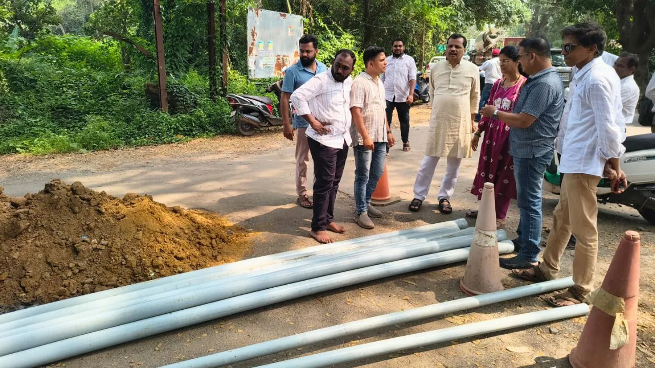Pipeline repair work in Salaiwada, Sawantwadi, following complaints about drainage water allegedly mixing with drinking water