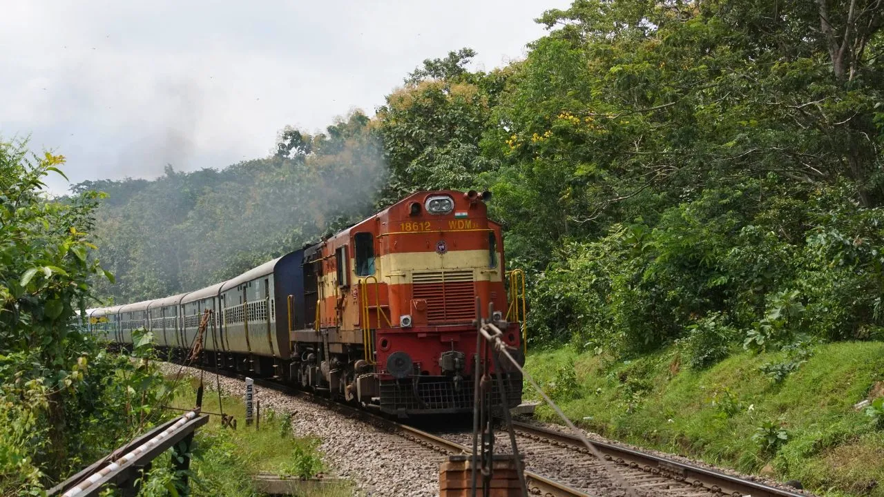 Konkan Railway marks its 37th anniversary after reporting ₹199.63 crore net profit for FY 2025-26