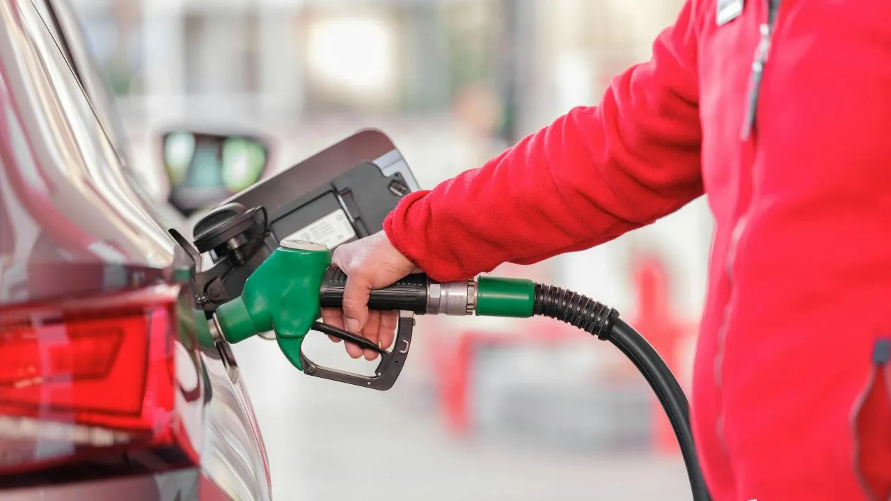 India updates motor vehicle rules covering E100 ethanol fuel for specially designed and certified flex-fuel vehicles.