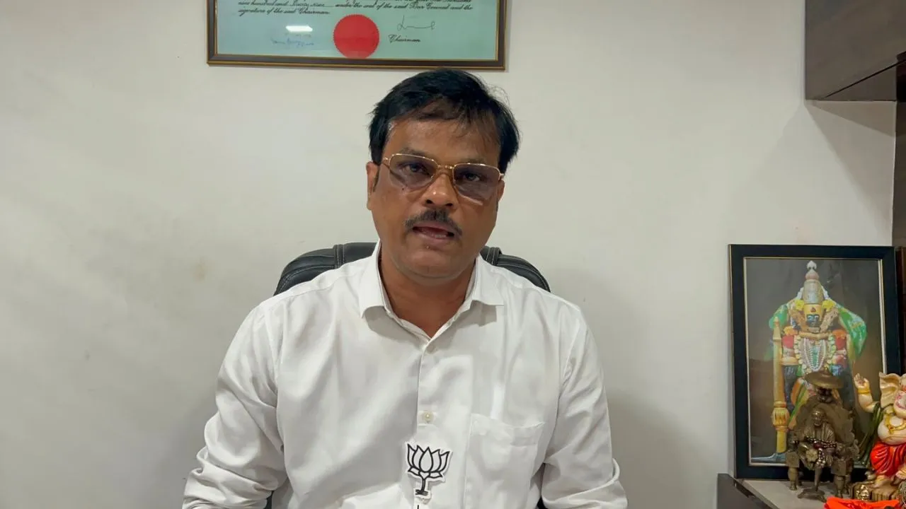 PM SVANidhi scheme for street vendors in Sawantwadi Municipal Council, offering loans up to ₹50,000.