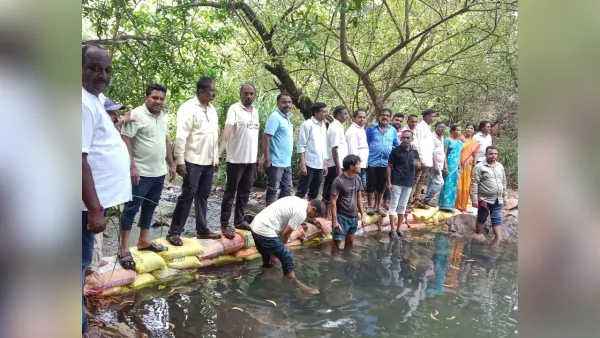 शिवसेनेच्यावतीने किनळोस-धनगरमाळा येथे वनराई बंधारा बांधणी पूर्ण 