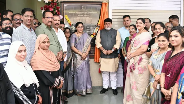 नूतन भाजी मार्केट इमारतीचे पालकमंत्री डॉ. उदय सामंत यांच्या हस्ते लोकार्पण