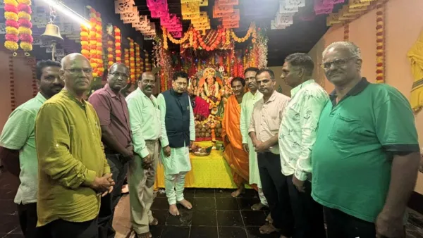 MLA Deepak Kesarkar : दीपक केसरकर मंत्री व्हावेत 