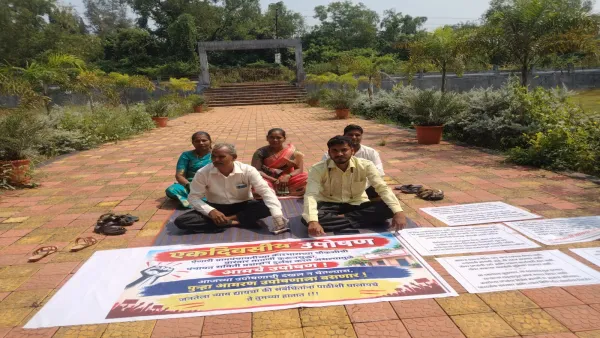 गटविकास अधिकाऱ्यांच्या आश्वासनानंतर ऐनारी ग्रामस्थांचे उपोषण स्थगित