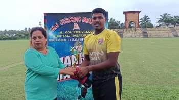 Fr Agnelo YSC Paroda sail into quarters