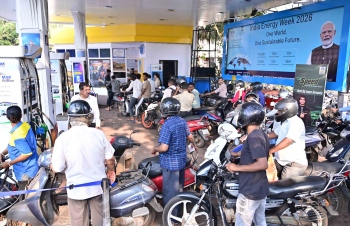 State prohibits loose sale of fuel at pumps