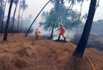 Fire incidents at 2   places in Sattari