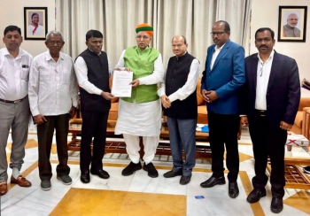 Tawadkar meets union min on ST quota in Assembly