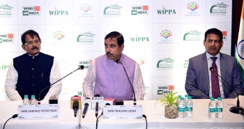 Union Minister lauds Goa's growing role   in nation's renewable energy transition