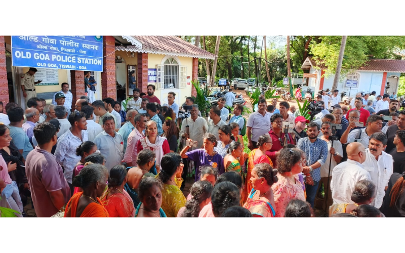 Karapur protesters continue agitation at Old Goa PS after detention in Panaji
