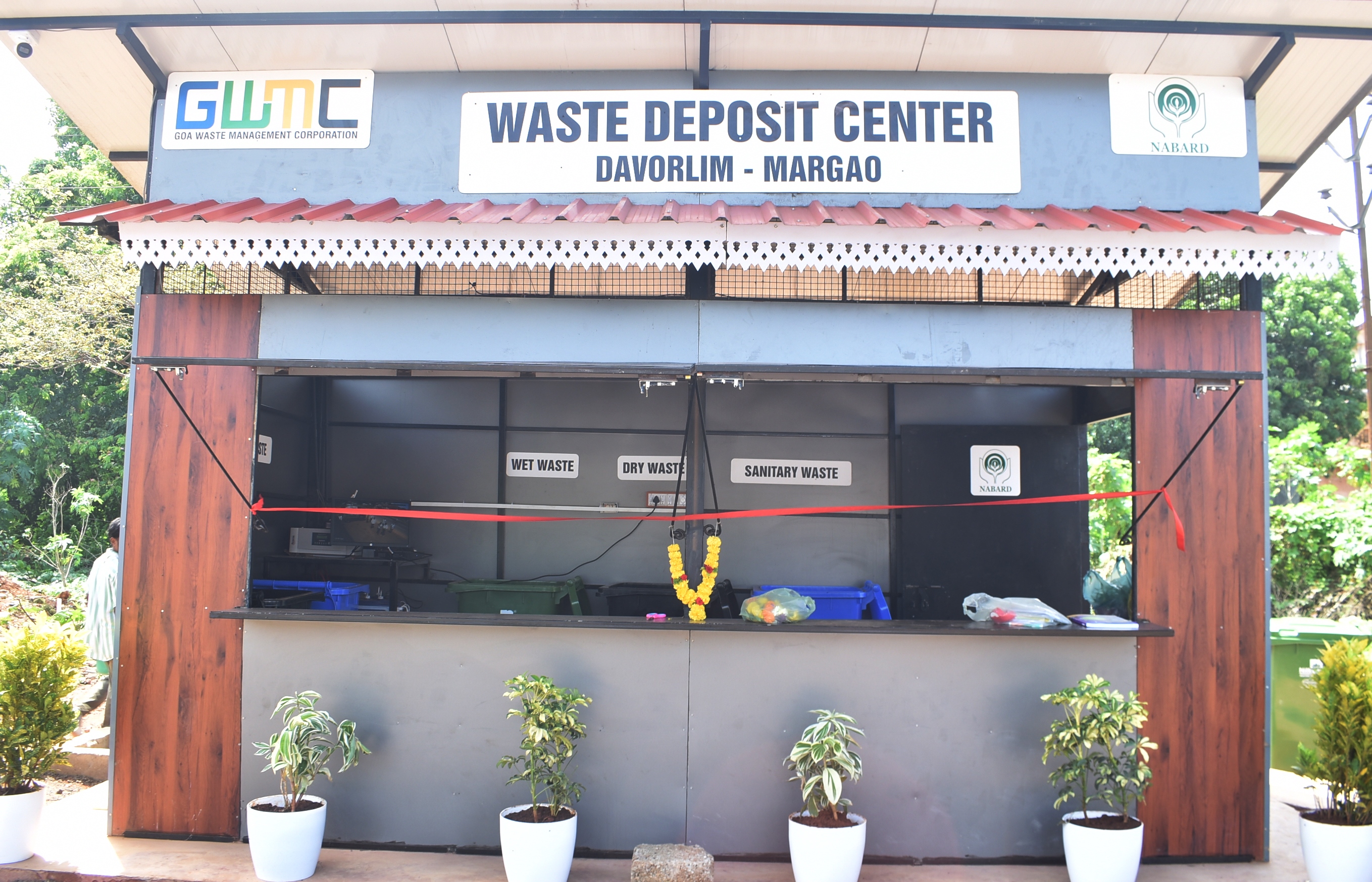 GWMC sets up Salcete’s first manned   waste deposit centre at Davorlim