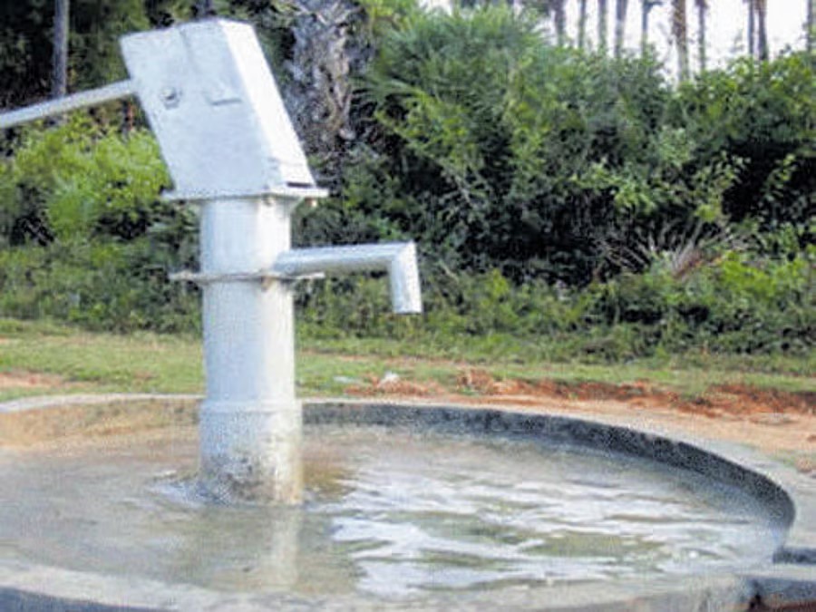 HC pulls up WRD over slow action   against illegal bore wells in Chimbel