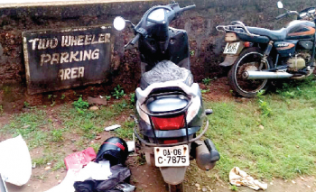 Gang targets Baina building, breaks open  under-seat storage of bikes for 2 days