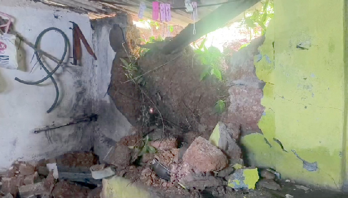 Huge boulder crashes into Vasco house; family escapes unhurt
